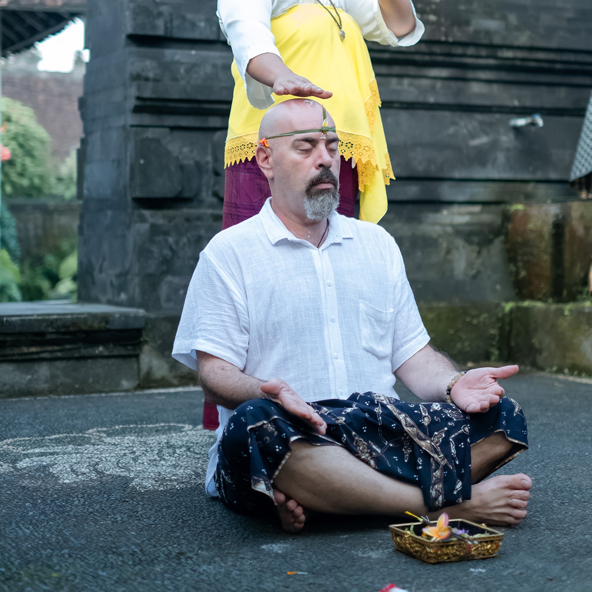 Balance Chakra Healing in Bali at Gria Agung Linggacala – Authentic Chakra Alignment & Sacred Energy Healing Experience